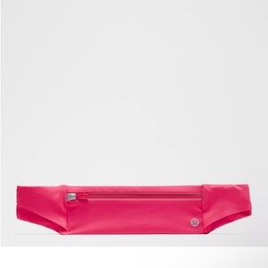 Lululemon Athletica Vibrant Pink run belt Bag